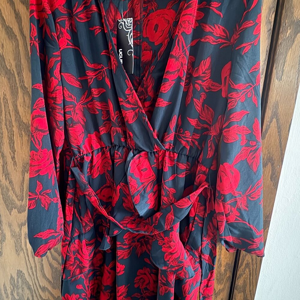 Floral dress *NWT*